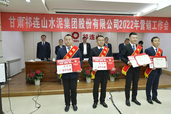 先進(jìn)個人1_副本.jpg